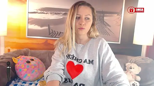 Snapshot of BigBoobsARRI chatting on February 22, 6:28 am BigBoobsARRI online show from February 22, 6:28 am