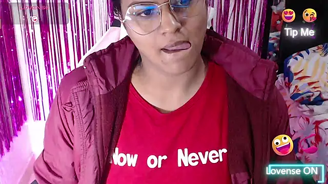 SweetAlmaa online show from March 28, 11:33 am