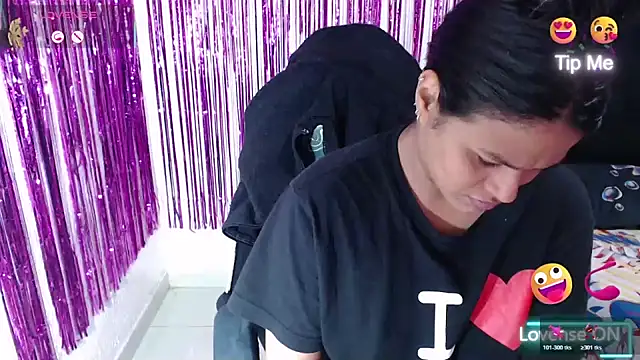 SweetAlmaa online show from February 21, 11:56 am