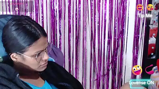 SweetAlmaa online show from March 5, 10:12 am