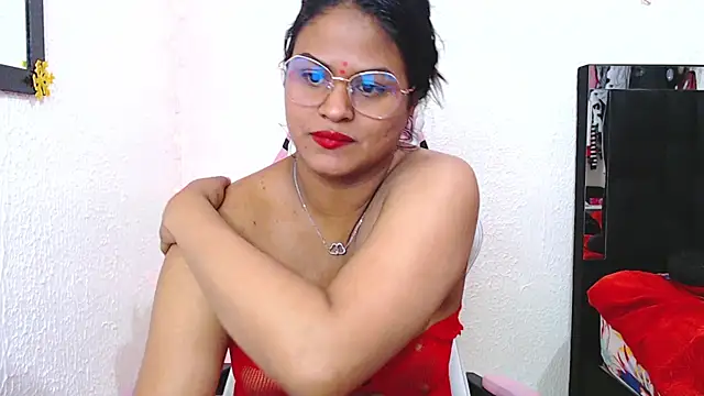 SweetAlmaa online show from February 27, 1:07 pm