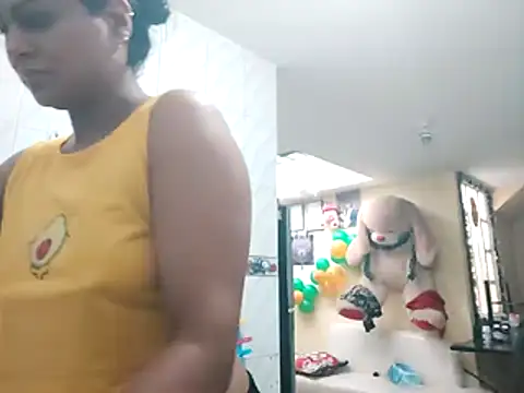 SweetAlmaa online show from November 25, 3:23 pm