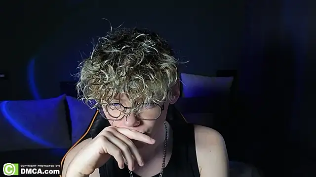 Keytaro online show from March 9, 3:04 pm