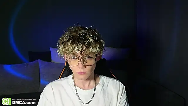 Keytaro online show from March 7, 8:58 pm