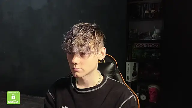 Keytaro online show from November 23, 1:54 pm