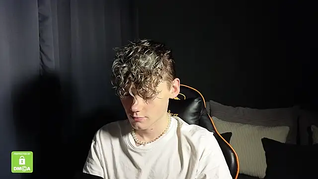 Keytaro online show from December 21, 10:43 pm