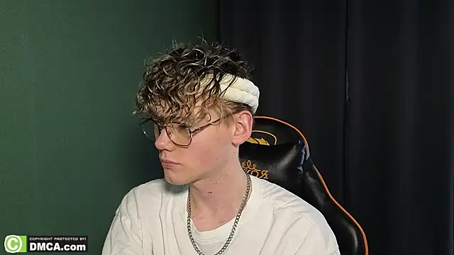 Keytaro online show from February 25, 8:14 am