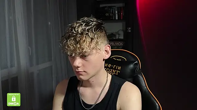 Keytaro online show from October 30, 10:39 pm