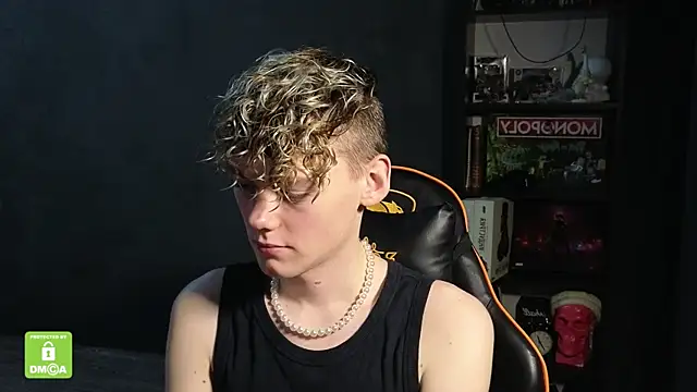 Keytaro online show from November 27, 5:35 pm