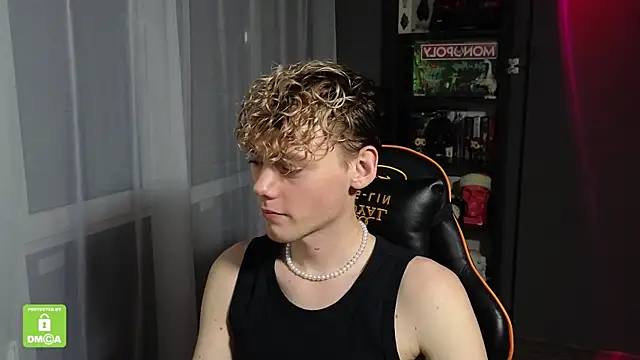 Keytaro online show from October 22, 11:58 pm