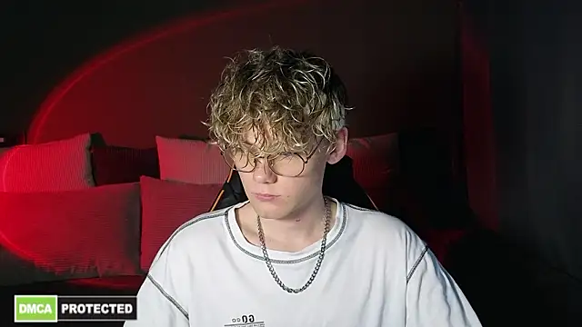 Keytaro online show from March 29, 1:13 pm