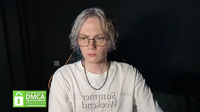 Keytaro online show from May 6, 2:32 pm
