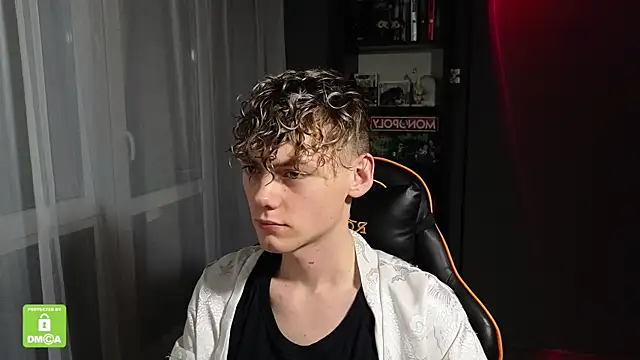 Keytaro online show from November 10, 1:43 am