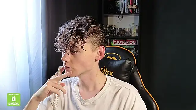 Keytaro online show from December 14, 10:43 am