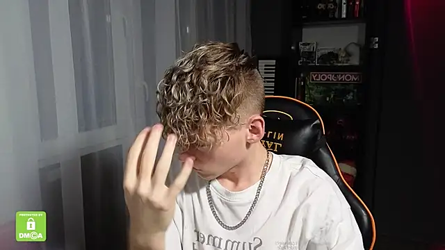 Keytaro online show from November 5, 10:24 pm