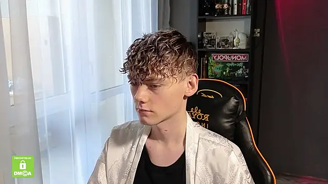 Keytaro online show from November 9, 12:09 pm