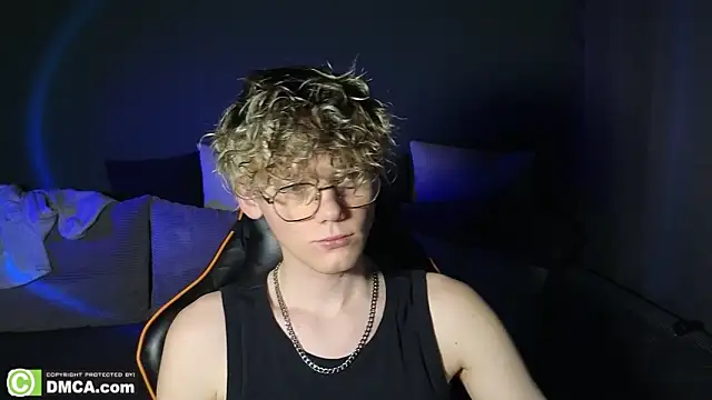 Keytaro online show from March 11, 8:36 pm