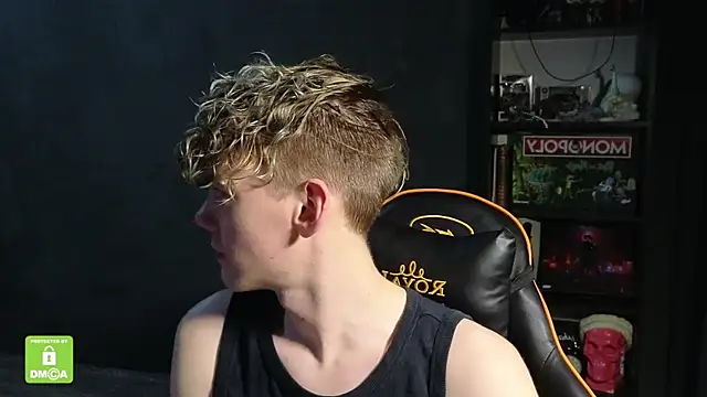 Keytaro online show from November 26, 5:46 pm