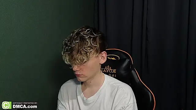 Keytaro online show from February 11, 11:26 pm