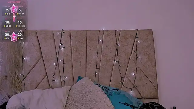 Snapshot of Kaela18 chatting on December 26, 12:59 pm Kaela18 online show from December 26, 12:59 pm