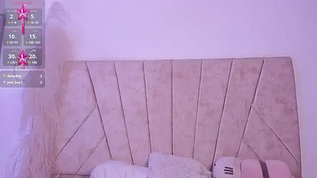 Snapshot of Kaela18 chatting on December 2, 4:26 pm Kaela18 online show from December 2, 4:26 pm