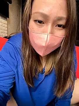 Snapshot of annna_annna_2024 chatting on December 2, 1:28 am annna annna 2024 online show from December 2, 1:28 am