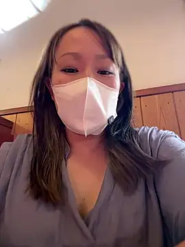 Snapshot of annna_annna_2024 chatting on November 5, 1:42 am annna annna 2024 online show from November 5, 1:42 am