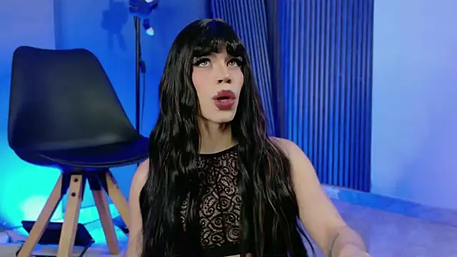 Snapshot of LucyGiraldo chatting on September 25, 2:17 am LucyGiraldo online show from September 25, 2:17 am