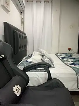 Snapshot of Belissa_miller chatting on December 17, 7:19 pm Belissa miller online show from December 17, 7:19 pm