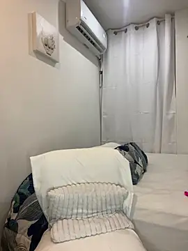 Snapshot of Belissa_miller chatting on February 12, 7:24 pm Belissa miller online show from February 12, 7:24 pm