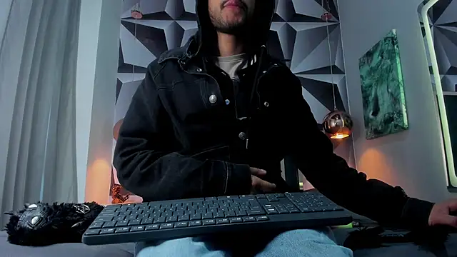 Snapshot of Devil_Smoke_ chatting on September 17, 12:07 pm Devil Smoke online show from September 17, 12:07 pm