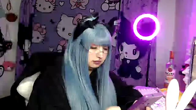 lussyevans24 online show from May 24, 2:33 am
