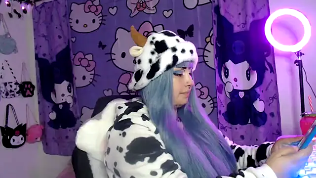 lussyevans24 online show from September 27, 5:35 am