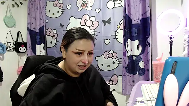 lussyevans24 online show from November 26, 5:51 am