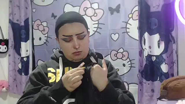 lussyevans24 online show from November 10, 7:02 am