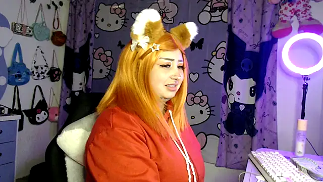 lussyevans24 online show from February 12, 4:34 am