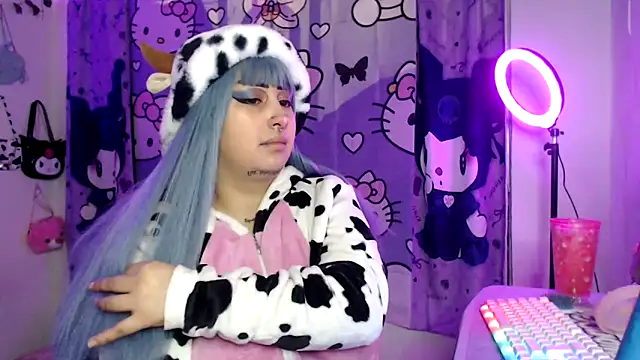 lussyevans24 online show from October 21, 5:51 am