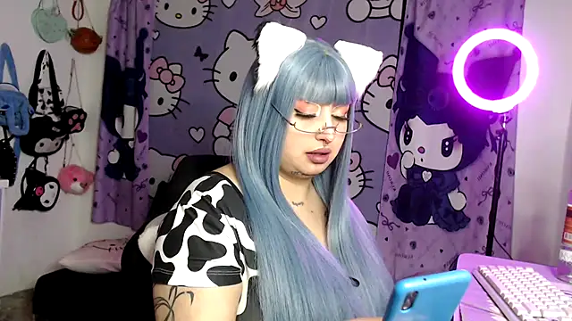 lussyevans24 online show from May 20, 2:41 am