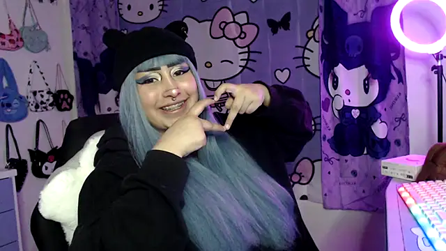 lussyevans24 online show from September 28, 4:52 am