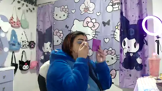 lussyevans24 online show from September 16, 4:57 am