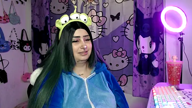 lussyevans24 online show from October 30, 6:12 am