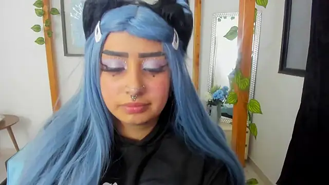 lussyevans24 online show from March 20, 4:29 am