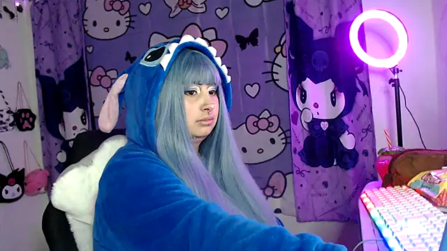 lussyevans24 online show from September 26, 4:41 am