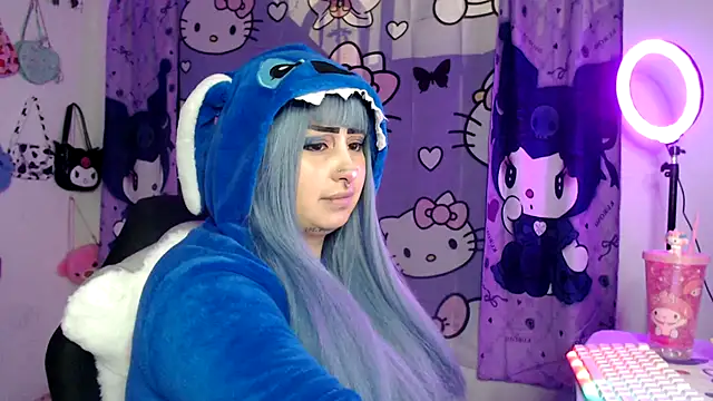 lussyevans24 online show from October 11, 5:19 am