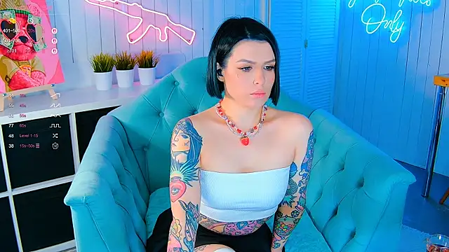 My toys pink online show from February 9, 11:03 pm