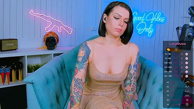 My toys pink online show from February 15, 4:47 am