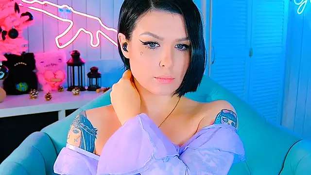 My toys pink online show from January 8, 1:00 am