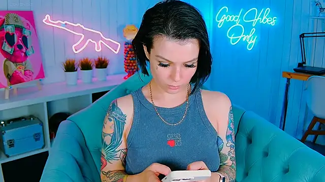 My toys pink online show from September 22, 11:00 pm