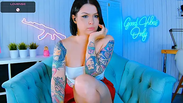 My toys pink online show from July 7, 2:58 am