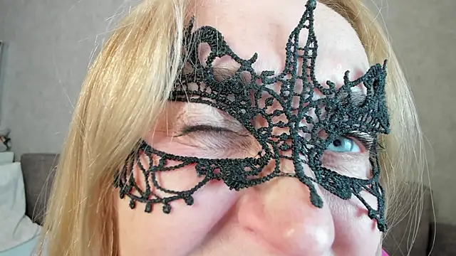 Snapshot of angelica_marquise chatting on July 17, 6:05 pm angelica marquise online show from July 17, 6:05 pm